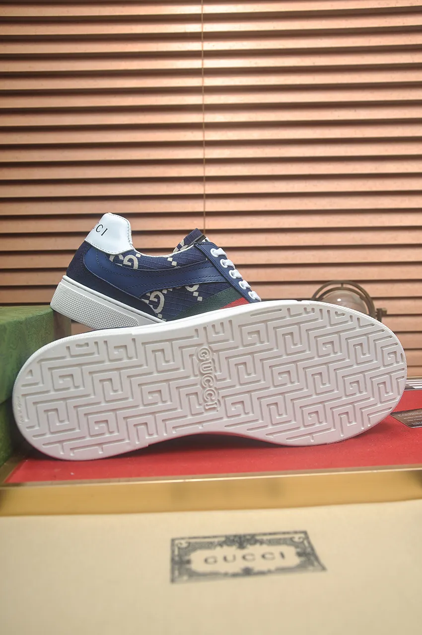 Men's men's shoes💰440💶[GUCCI] official website 1:1 men's sports shoes are now on the market. They are made of original fabric + water-dyed sheepskin lining, plus the official website original 1:1 comfortable outsole. Fashionable and versatile, super comfortable and breathable. Standard shoe size 38/45 (custom-made size 45 is non-refundable)